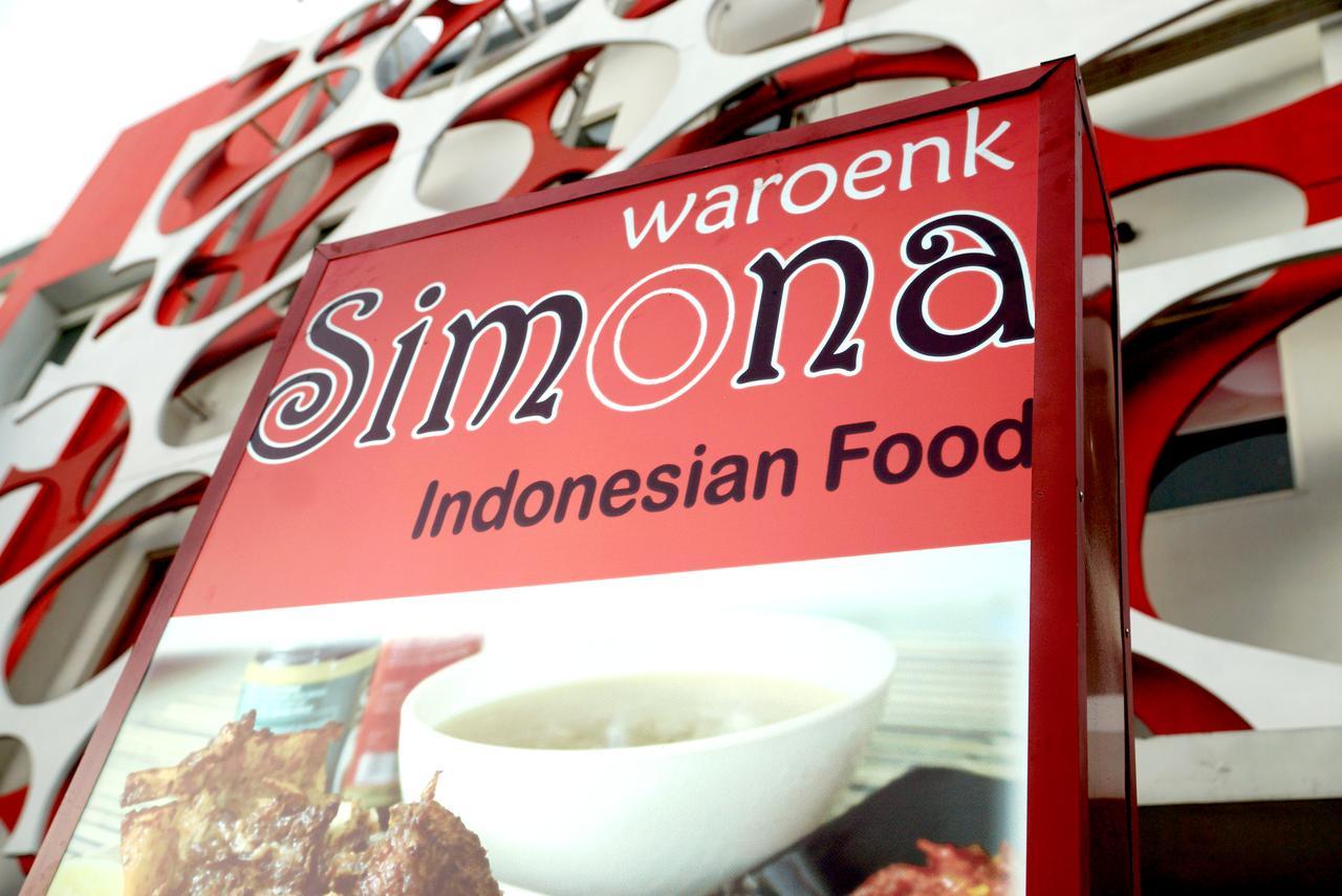 Oyo 1489 Simona Hotel Kerobokan  Luaran gambar