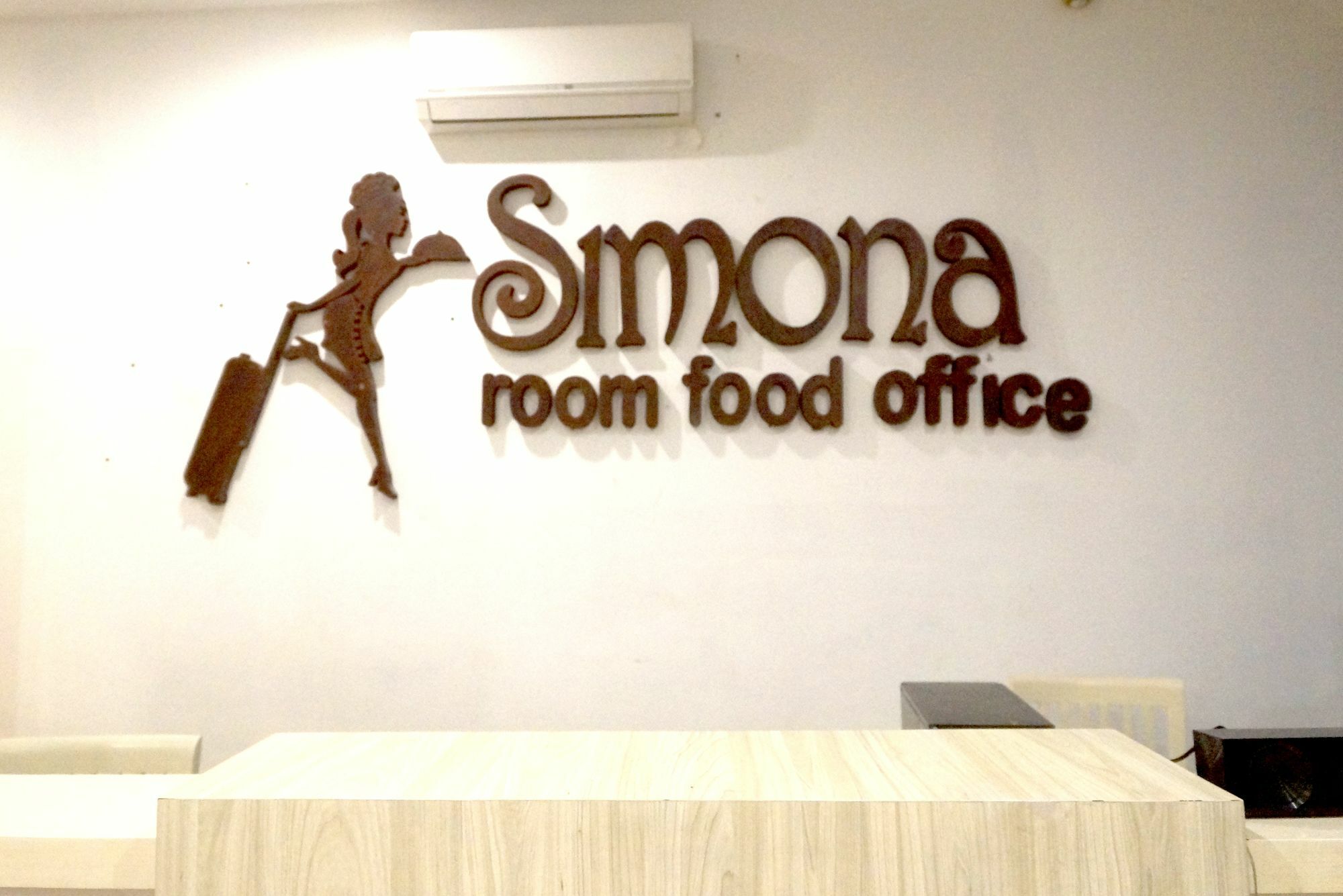 Oyo 1489 Simona Hotel Kerobokan  Luaran gambar
